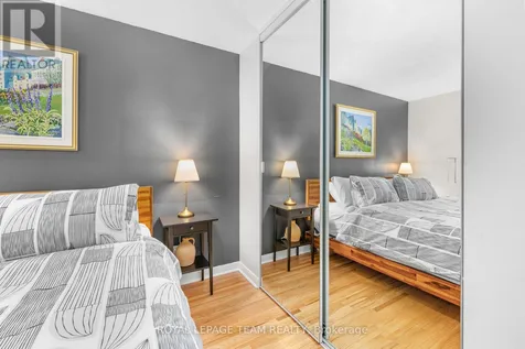 2296 Kay Street Ottawa ON K2C 1J7