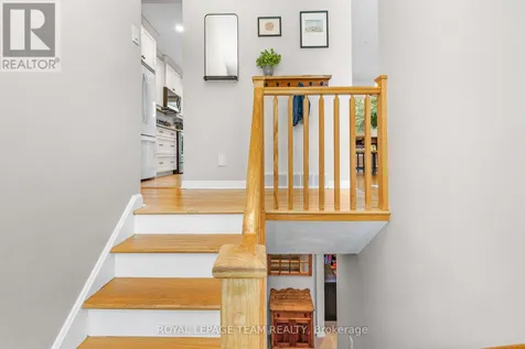 2296 Kay Street Ottawa ON K2C 1J7
