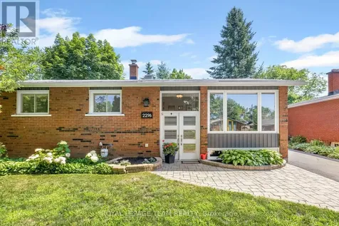 2296 Kay Street Ottawa ON K2C 1J7