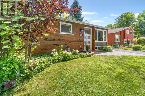2296 Kay Street Ottawa ON K2C 1J7