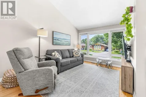 2296 Kay Street Ottawa ON K2C 1J7