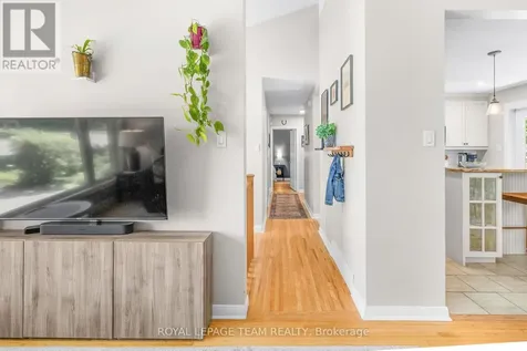2296 Kay Street Ottawa ON K2C 1J7