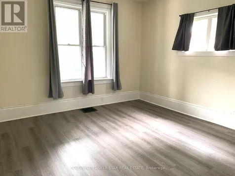 40 Barnes Street St. Thomas ON N5R 2V5