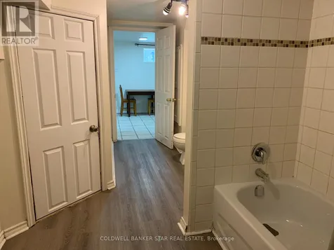40 Barnes Street St. Thomas ON N5R 2V5