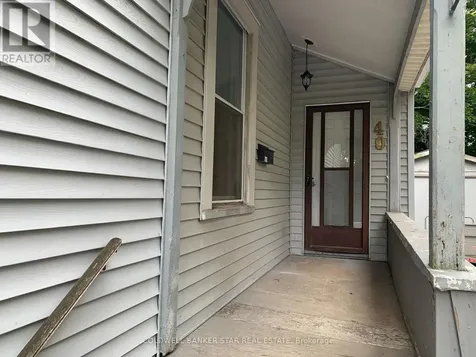 40 Barnes Street St. Thomas ON N5R 2V5