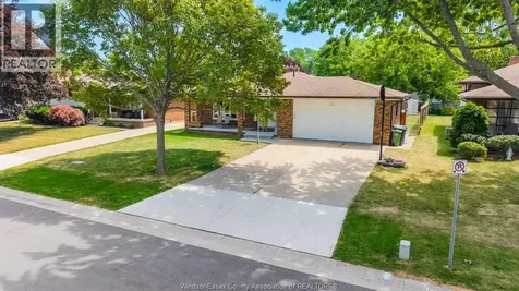 386 Woodridge Tecumseh ON N8N 3A8