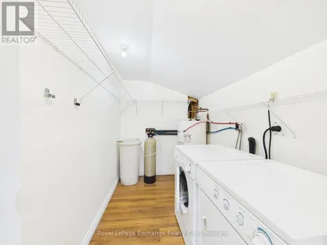 259 St. Arnaud Street Huron-kinloss ON N0G 2R0