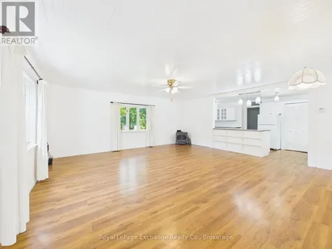 259 St. Arnaud Street Huron-kinloss ON N0G 2R0
