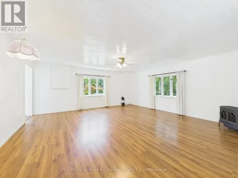 259 St. Arnaud Street Huron-kinloss ON N0G 2R0