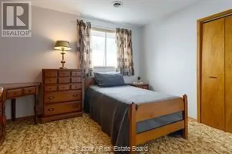 34 Village Crescent Greater Sudbury ON P3A 4X9
