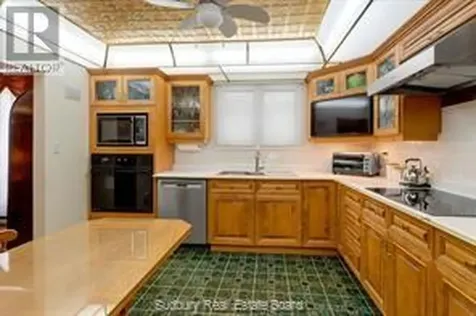 34 Village Crescent Greater Sudbury ON P3A 4X9