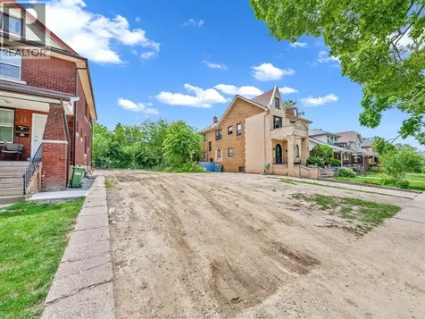 421 Partington Avenue Windsor ON N8W 3S1