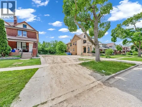 421 Partington Avenue Windsor ON N8W 3S1