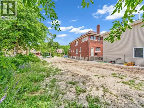 421 Partington Avenue Windsor ON N8W 3S1