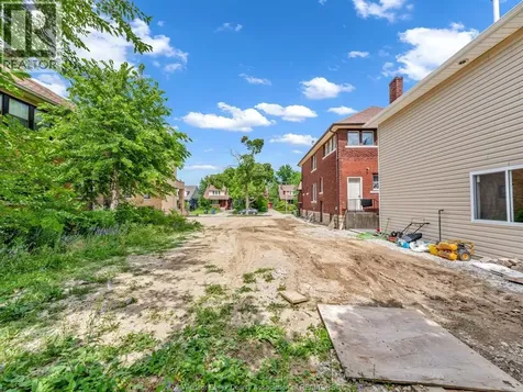 421 Partington Avenue Windsor ON N8W 3S1