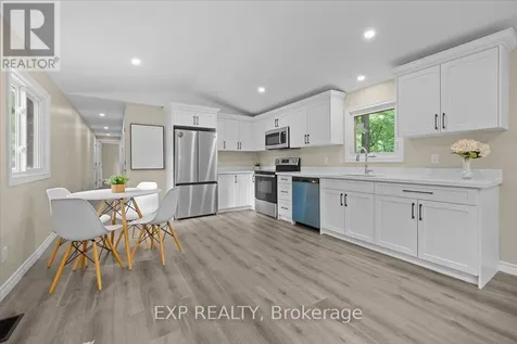 1045 Vista Barrett Private Ottawa ON K4P 1C8
