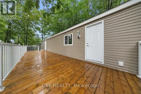 1045 Vista Barrett Private Ottawa ON K4P 1C8