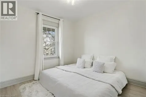 39 Fielden Avenue Port Colborne ON L3K 4S8