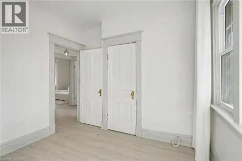 39 Fielden Avenue Port Colborne ON L3K 4S8