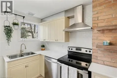 39 Fielden Avenue Port Colborne ON L3K 4S8