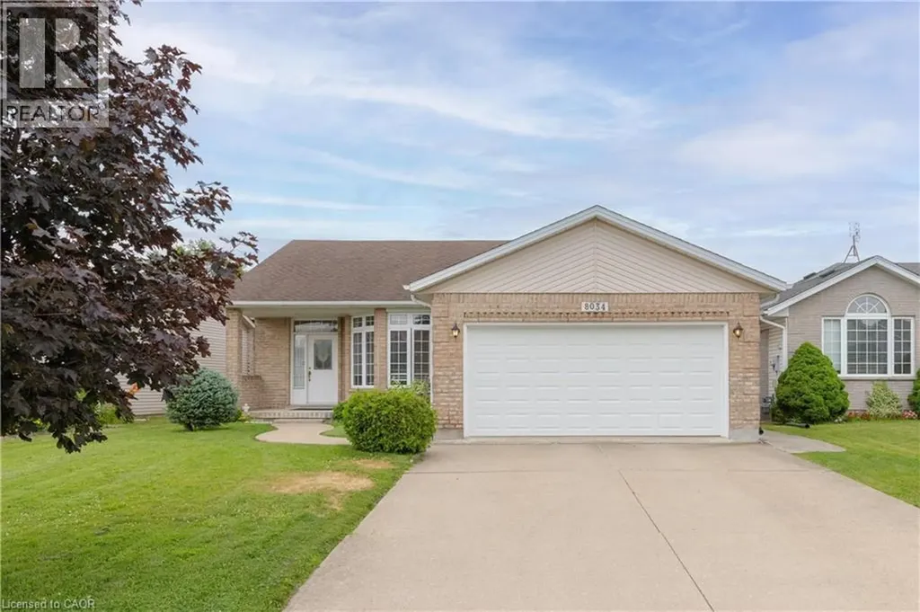 8034 Pinellas Park Drive Niagara Falls ON L2H 3B2