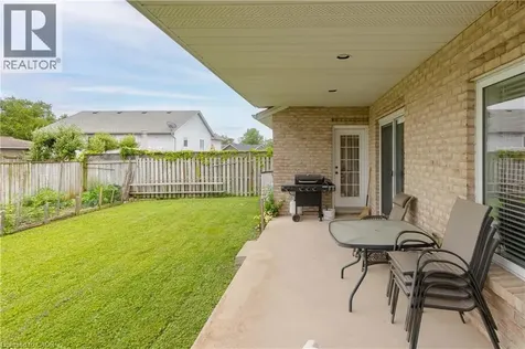 8034 Pinellas Park Drive Niagara Falls ON L2H 3B2