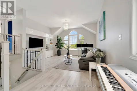 35 Dubrick Crescent Kitchener ON N2E 4A7
