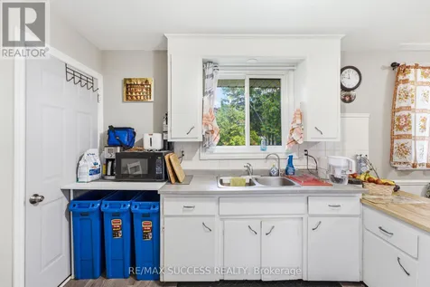 97 Blythwood Road Waterloo ON N2L 4A1