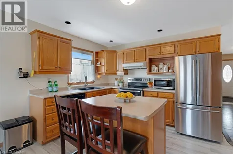 15 Erin Court Aylmer ON N5H 3G6