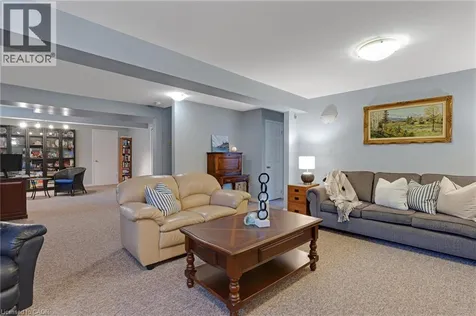 15 Erin Court Aylmer ON N5H 3G6