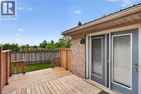 15 Erin Court Aylmer ON N5H 3G6