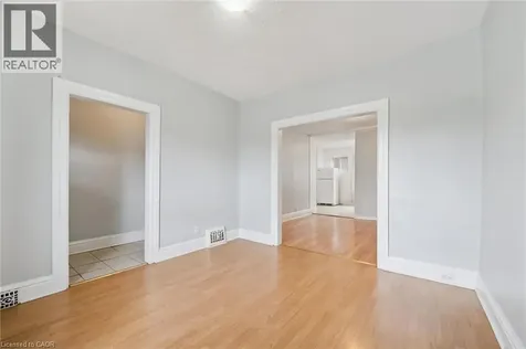 126 Wellington Street North Kitchener ON N2H 5K1