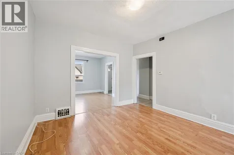 126 Wellington Street North Kitchener ON N2H 5K1
