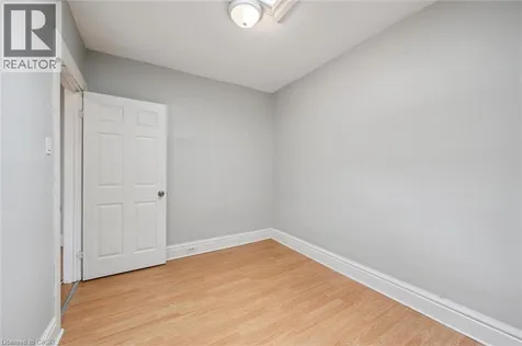 126 Wellington Street North Kitchener ON N2H 5K1