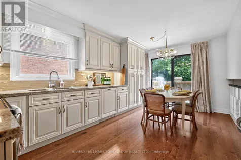 263 John Bowser Crescent Newmarket (glenway Estates) ON L3Y 7N7