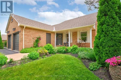 263 John Bowser Crescent Newmarket (glenway Estates) ON L3Y 7N7
