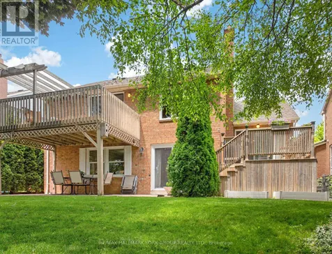 263 John Bowser Crescent Newmarket (glenway Estates) ON L3Y 7N7