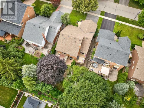 263 John Bowser Crescent Newmarket (glenway Estates) ON L3Y 7N7