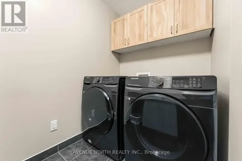 881 Antonio Farley Street Ottawa ON K4A 5K1