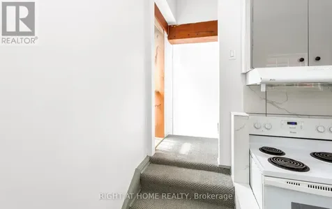 193 Madison Avenue South Kitchener ON N2G 3M7