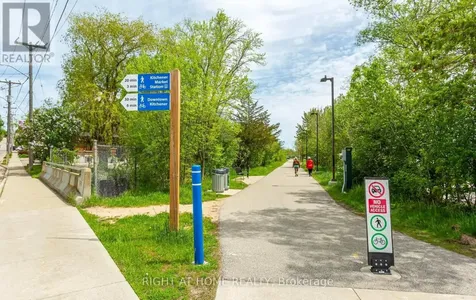 193 Madison Avenue South Kitchener ON N2G 3M7