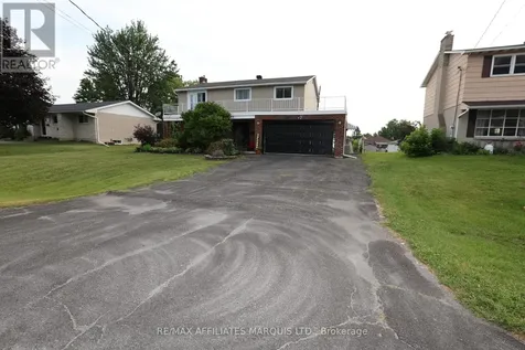 3453 Bruce Street South Stormont ON K6K 1M8