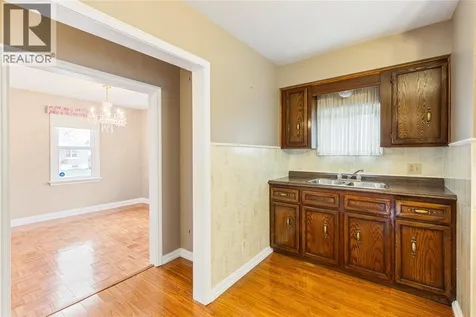 748 Alexander Street Sarnia ON N7T 5G8