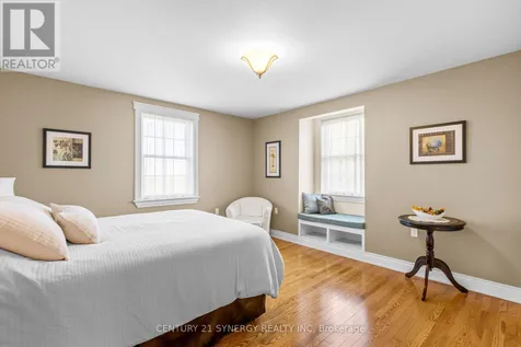 183 Hamilton Road Russell ON K4R 1E5