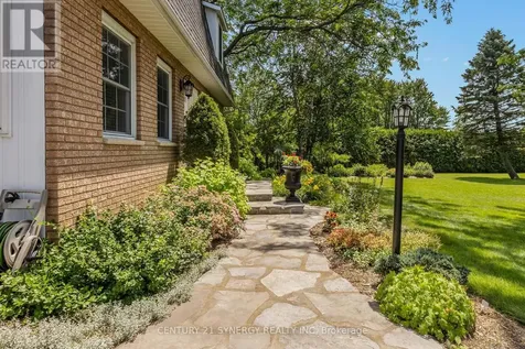 183 Hamilton Road Russell ON K4R 1E5