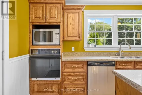 183 Hamilton Road Russell ON K4R 1E5