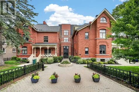 419 Laurier Avenue East Ottawa ON K1N 6R4