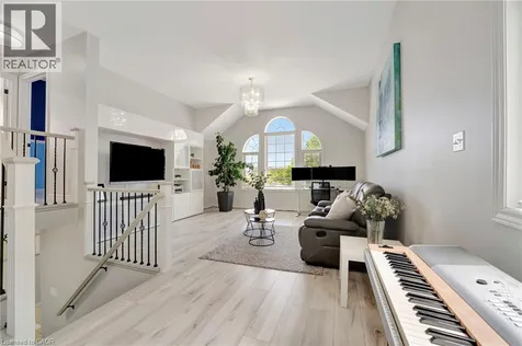 35 Dubrick Crescent Kitchener ON N2E 4A7