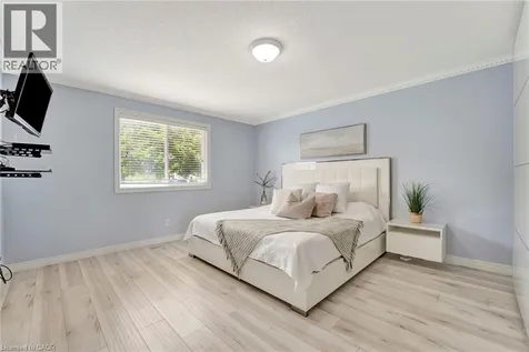 35 Dubrick Crescent Kitchener ON N2E 4A7