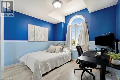 35 Dubrick Crescent Kitchener ON N2E 4A7